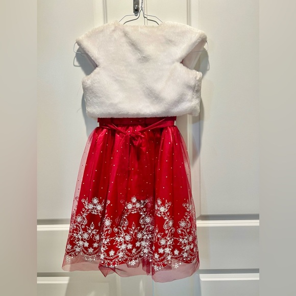 Little girls Christmas dress.  Size 10.  NEVER WORN - Picture 2 of 8